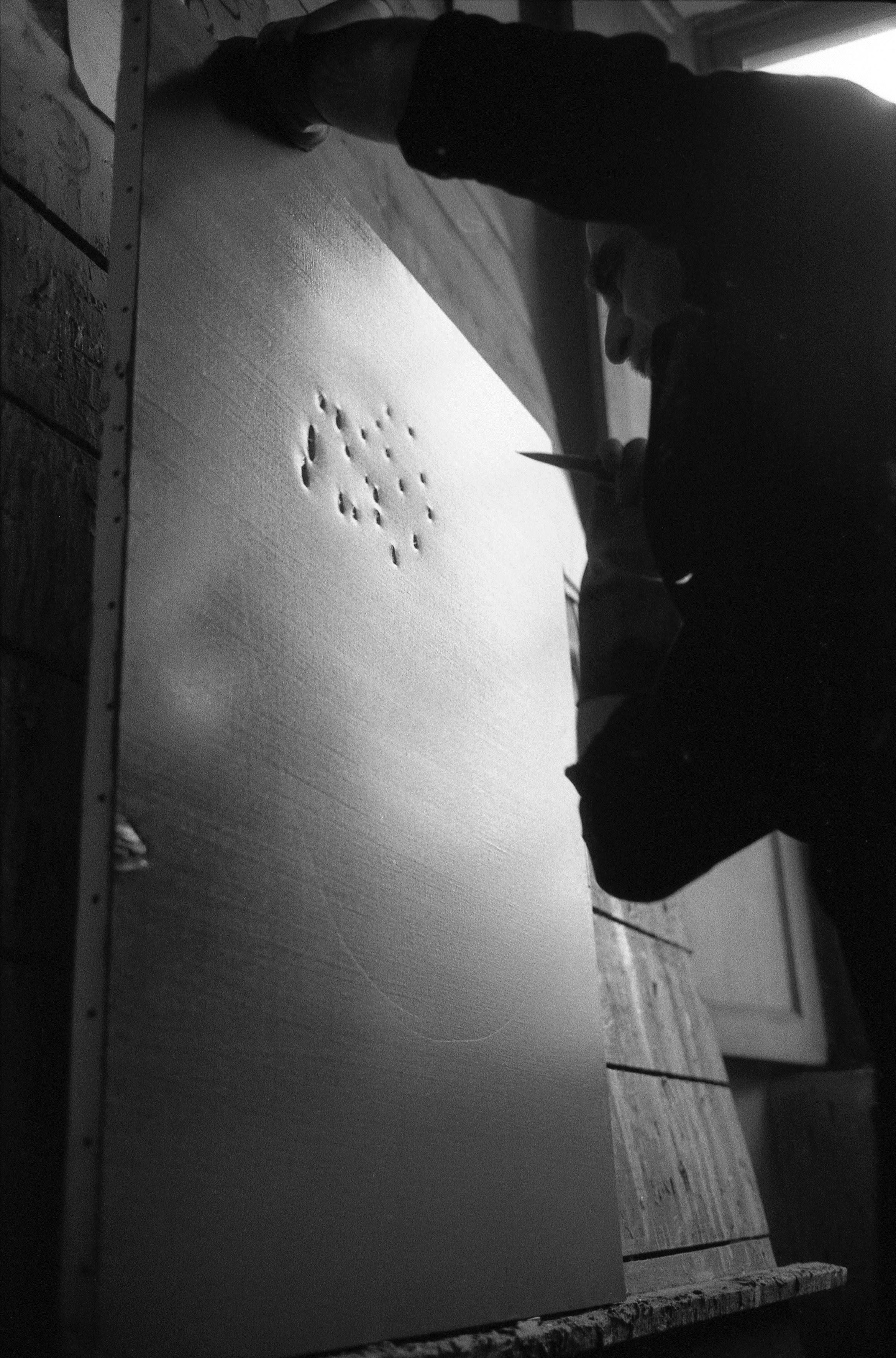 Lucio Fontana, The Sun, Milan (3)